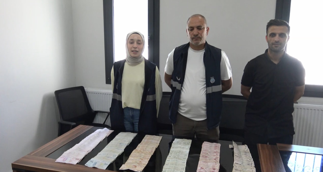 Dilenciden resmen servet çıktı!